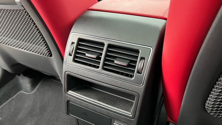 Jaguar F-Pace 2.0 D200 R-Dynamic Black 5dr Auto AWD Diesel Estate